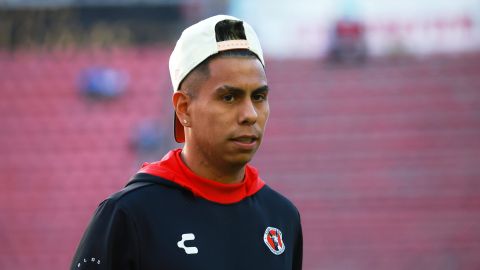 Ciudad de México, 30 de noviembre de 2024. Efraín Álvarez, durante el partido de vuelta de los Cuartos de Final del torneo Apertura 2024 de la Liga BBVA MX, entre la Máquina Celeste del Cruz Azul y los Xolos de Tijuana, celebrado en el estadio Ciudad de los Deportes. Foto: Imago7/ Manlio Contreras